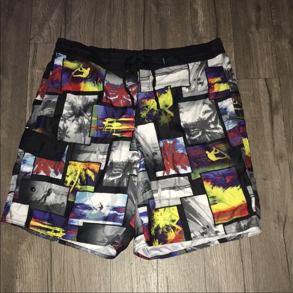 JOE BOXER,men’s swim colorful shorts.Size:Large.